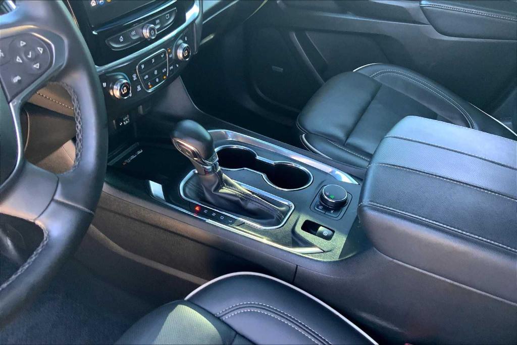 used 2023 Chevrolet Traverse car, priced at $30,998