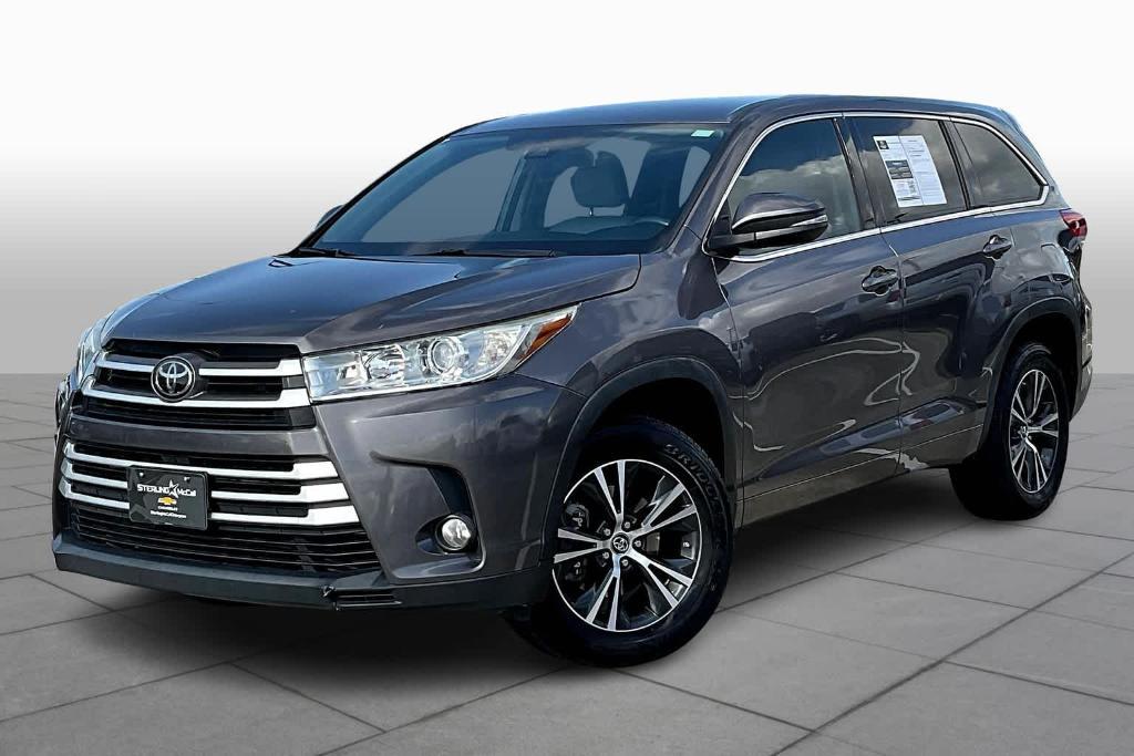 used 2018 Toyota Highlander car, priced at $21,606