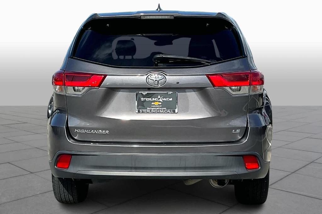 used 2018 Toyota Highlander car, priced at $21,606