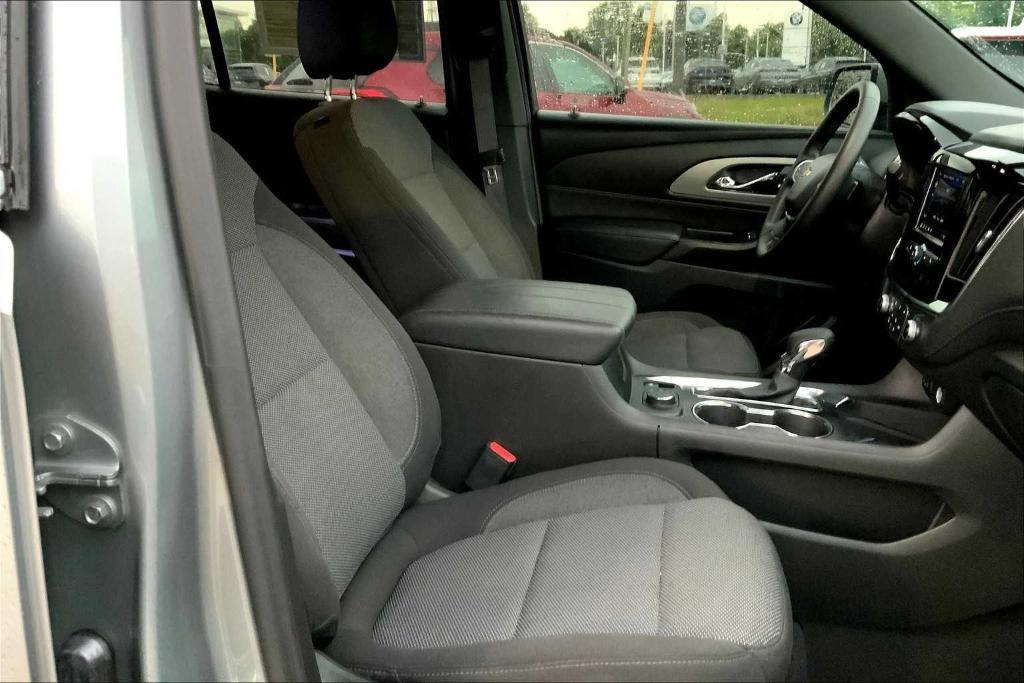 used 2023 Chevrolet Traverse car, priced at $30,503