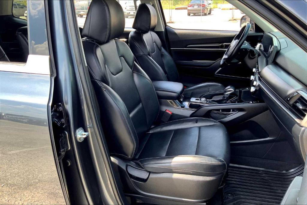 used 2023 Kia Telluride car, priced at $33,862