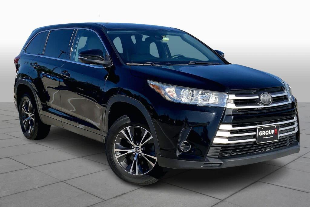used 2019 Toyota Highlander car, priced at $17,998