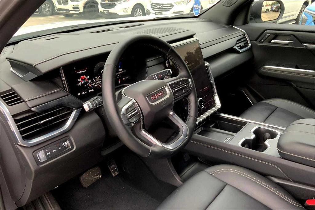 used 2024 GMC Acadia car, priced at $40,765