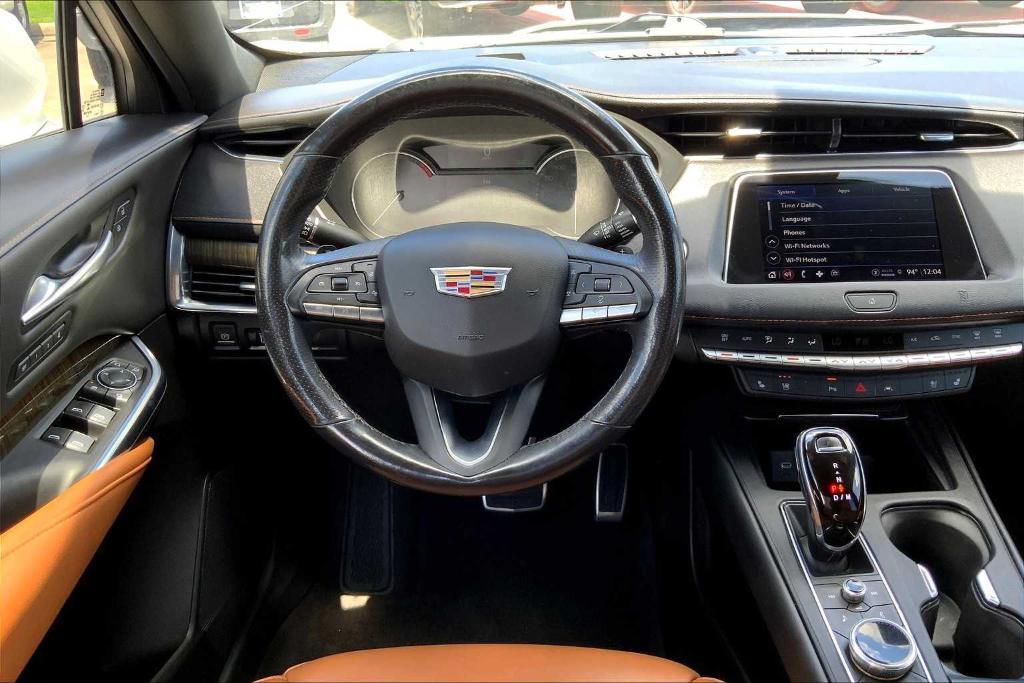 used 2021 Cadillac XT4 car, priced at $22,604