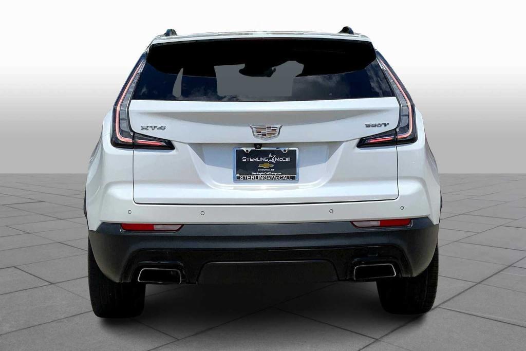 used 2021 Cadillac XT4 car, priced at $22,604