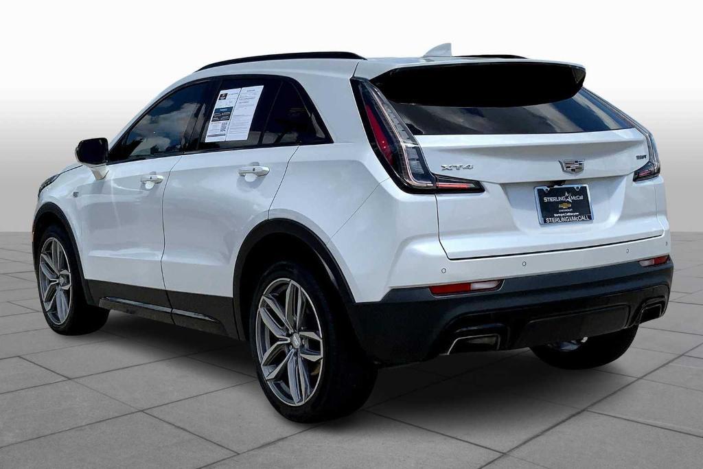 used 2021 Cadillac XT4 car, priced at $22,604