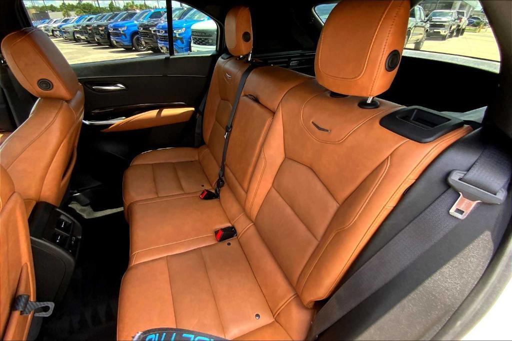 used 2021 Cadillac XT4 car, priced at $22,604