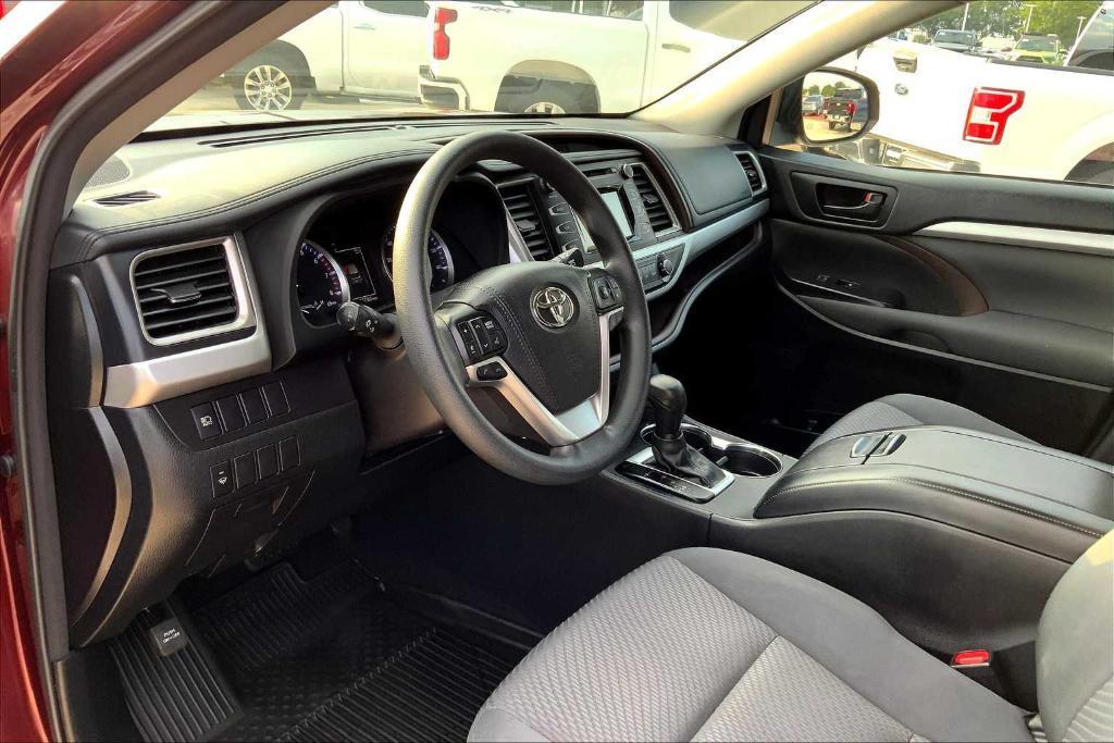 used 2017 Toyota Highlander car, priced at $19,564