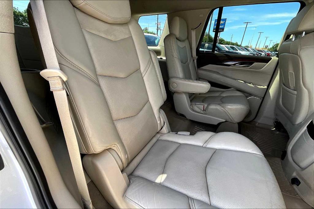 used 2017 Cadillac Escalade car, priced at $31,158