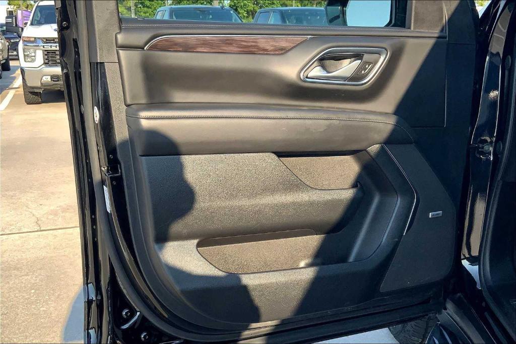 used 2024 Chevrolet Suburban car, priced at $51,211