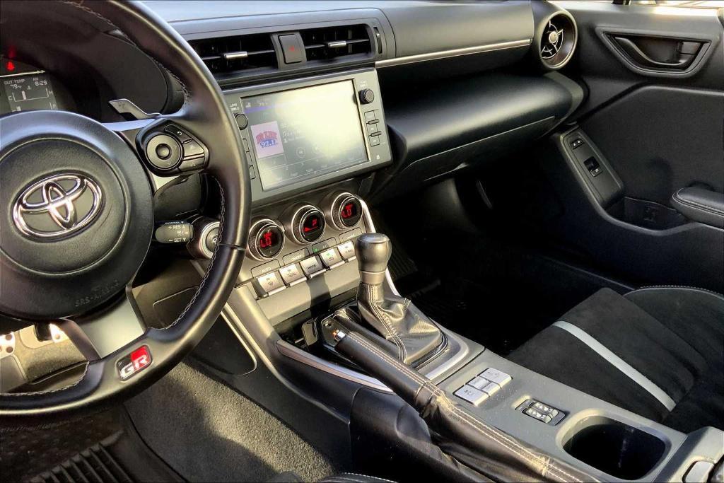 used 2022 Toyota GR86 car, priced at $27,998