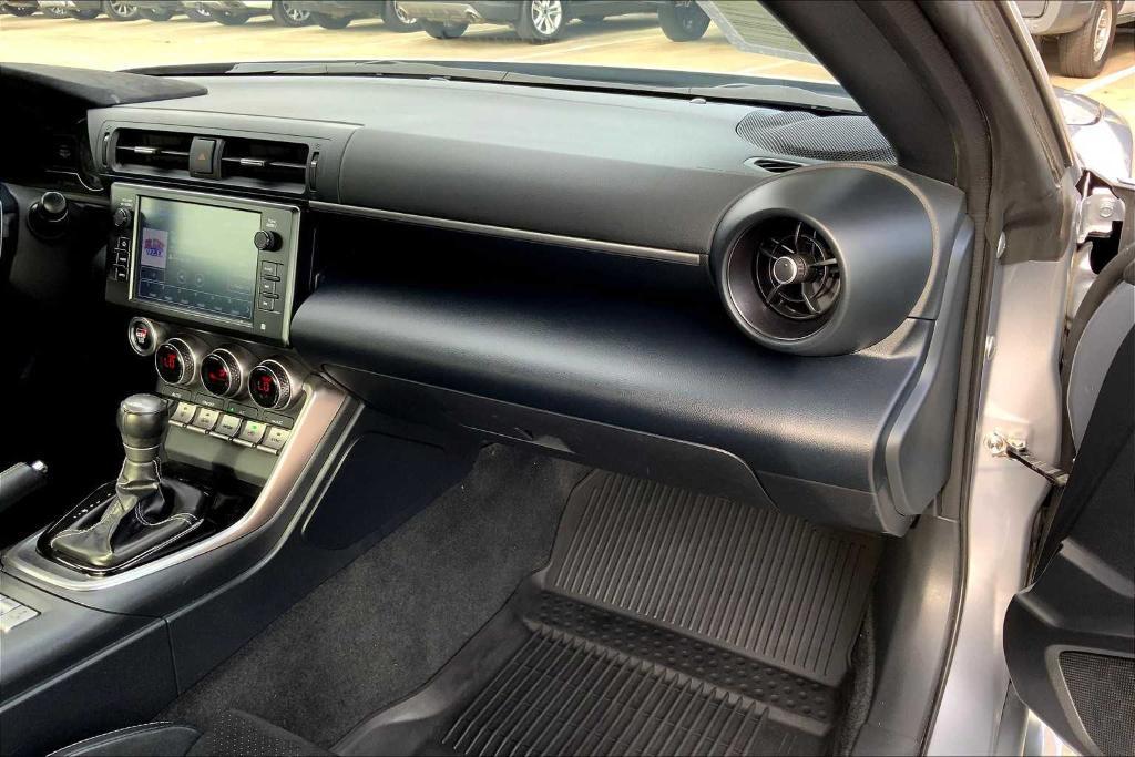used 2022 Toyota GR86 car, priced at $27,998