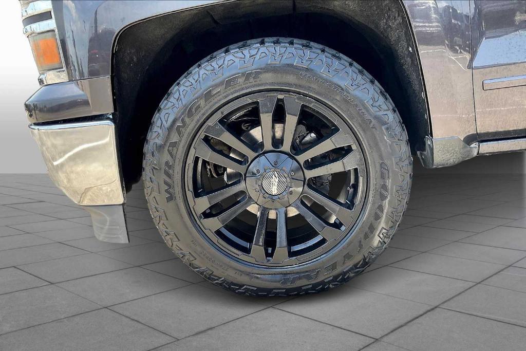 used 2015 Chevrolet Silverado 1500 car, priced at $14,998