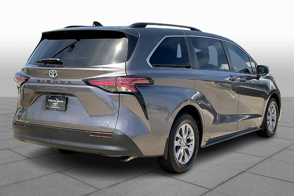 used 2021 Toyota Sienna car, priced at $29,076