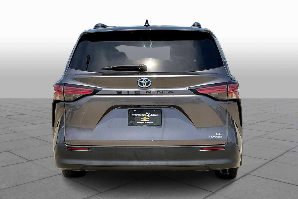 used 2021 Toyota Sienna car, priced at $29,076