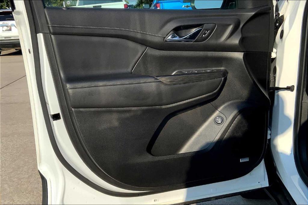 used 2023 GMC Acadia car, priced at $25,223