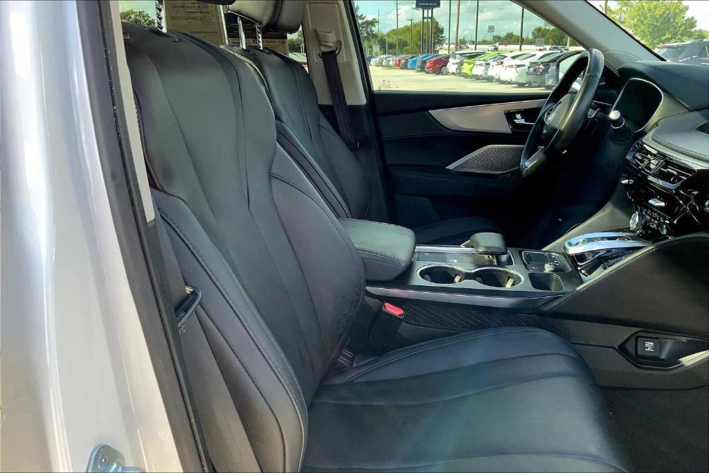 used 2023 Acura MDX car, priced at $38,998