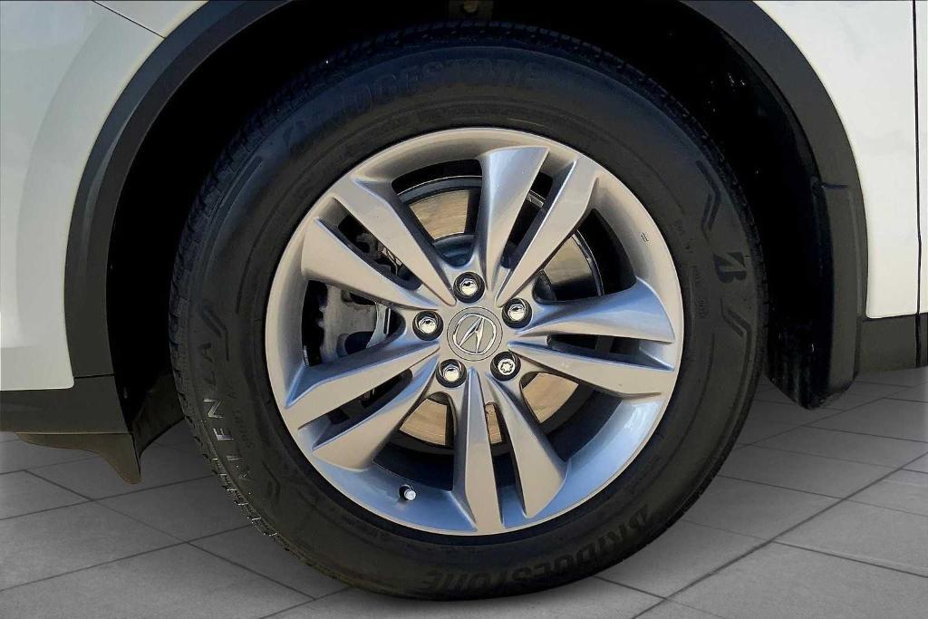used 2023 Acura MDX car, priced at $38,998