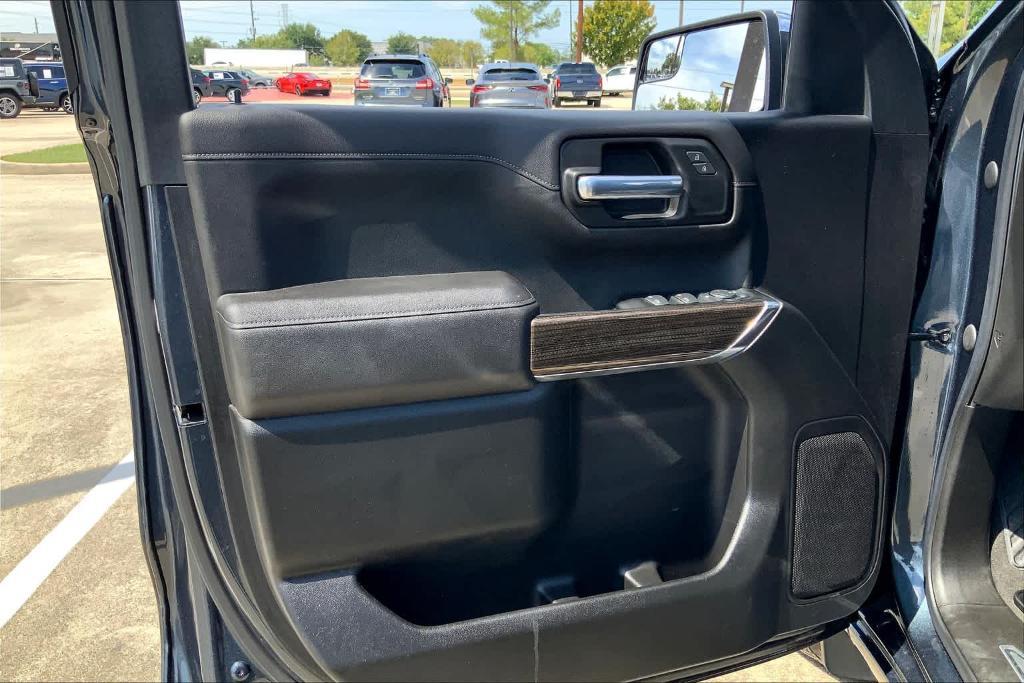 used 2021 Chevrolet Silverado 1500 car, priced at $30,998