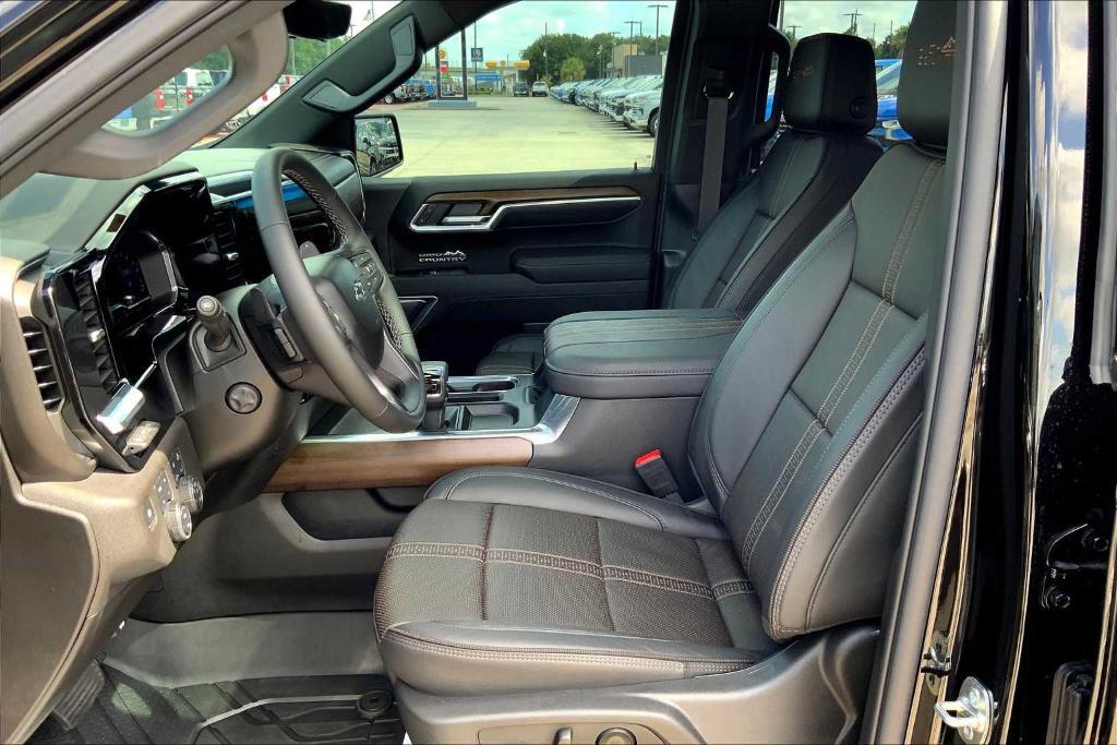 used 2025 Chevrolet Silverado 1500 car, priced at $69,114