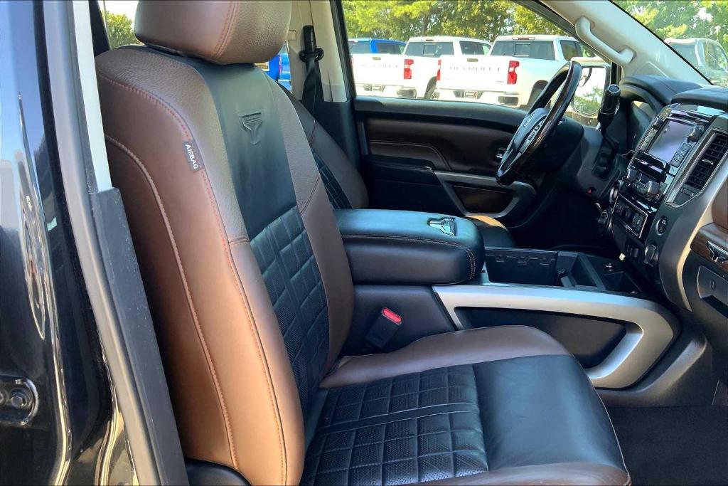 used 2019 Nissan Titan car, priced at $23,259