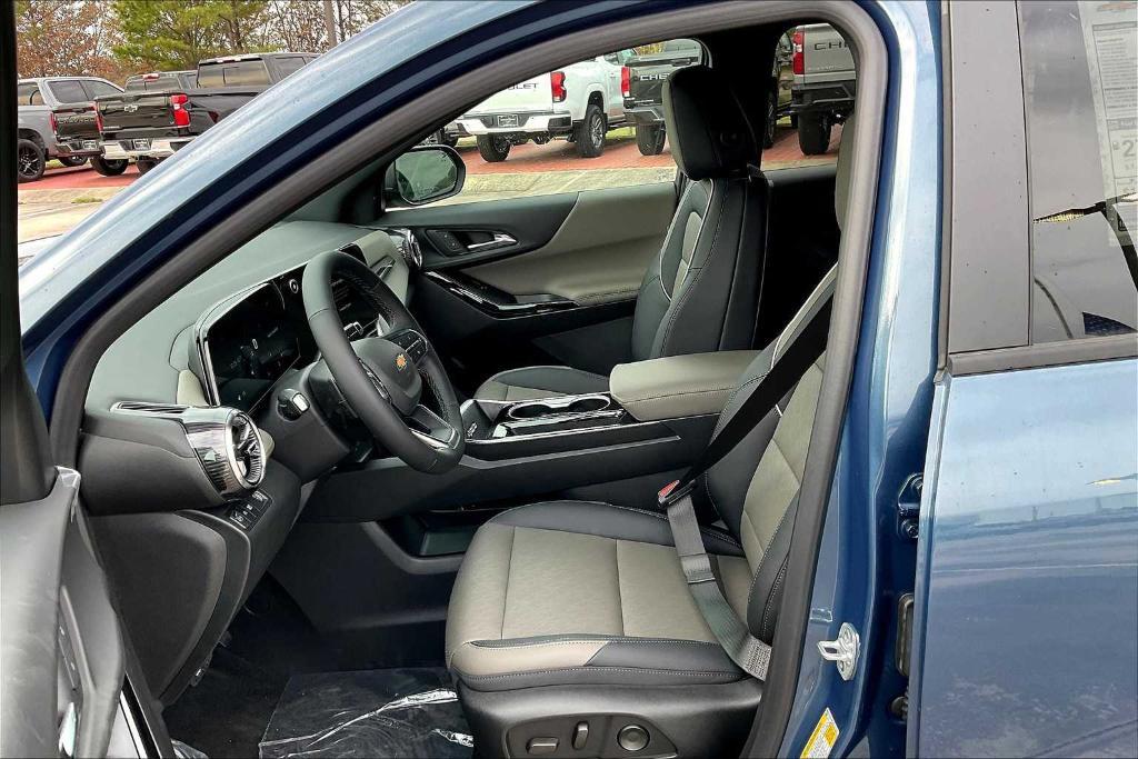 new 2025 Chevrolet Equinox car, priced at $28,730