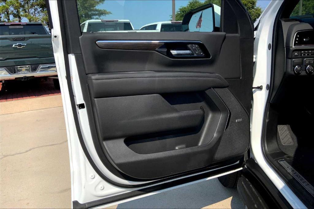 new 2026 Chevrolet Suburban car, priced at $72,225