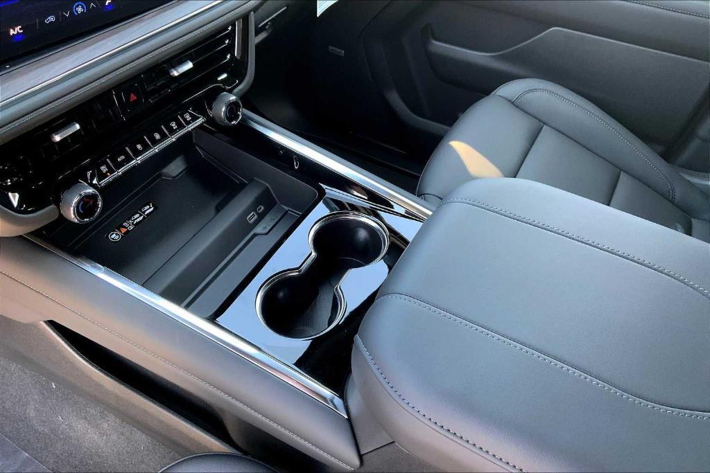 new 2026 Chevrolet Suburban car, priced at $72,225