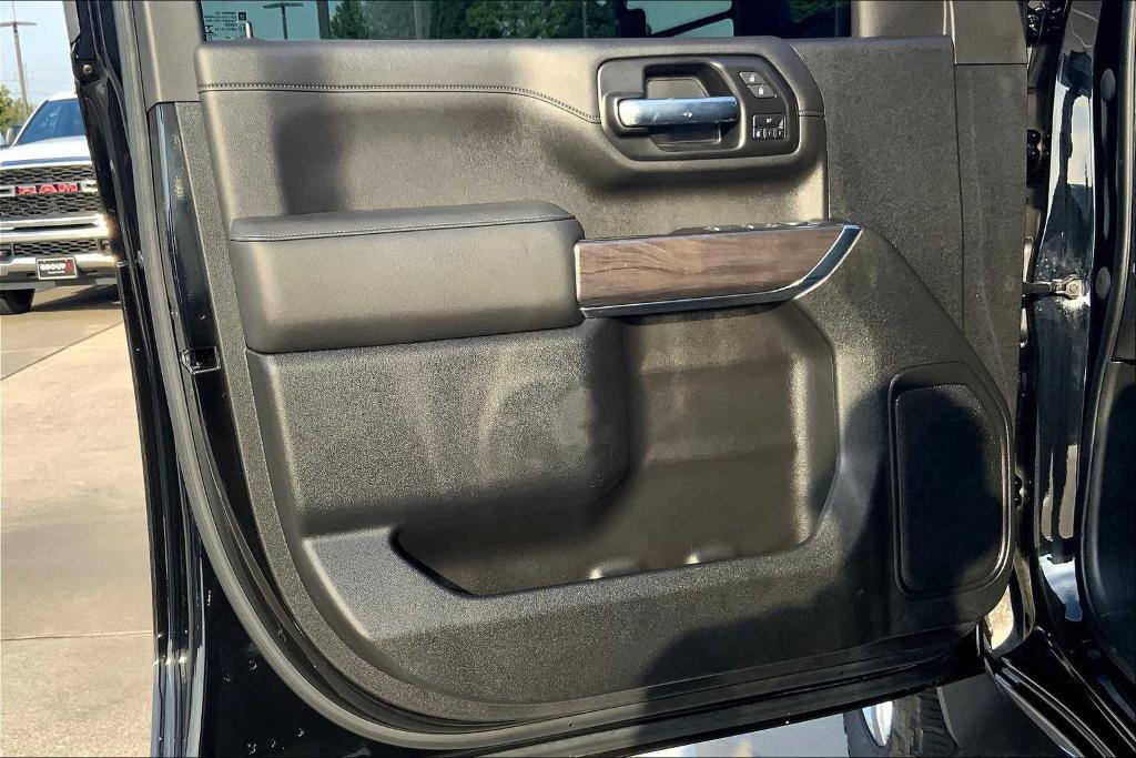 used 2022 Chevrolet Silverado 2500 car, priced at $57,395