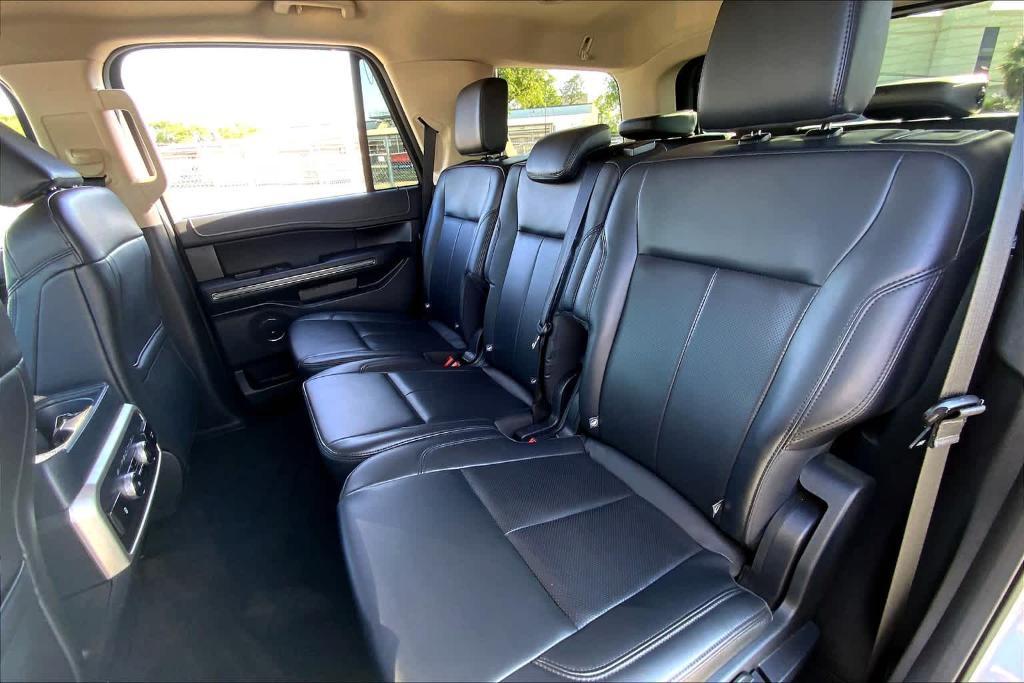 used 2024 Ford Expedition car, priced at $49,678