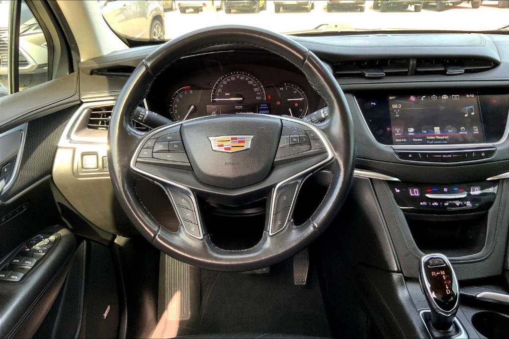 used 2018 Cadillac XT5 car, priced at $21,631