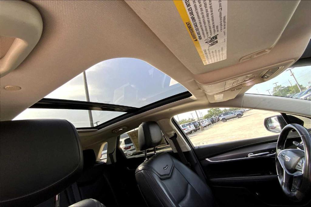used 2018 Cadillac XT5 car, priced at $21,631