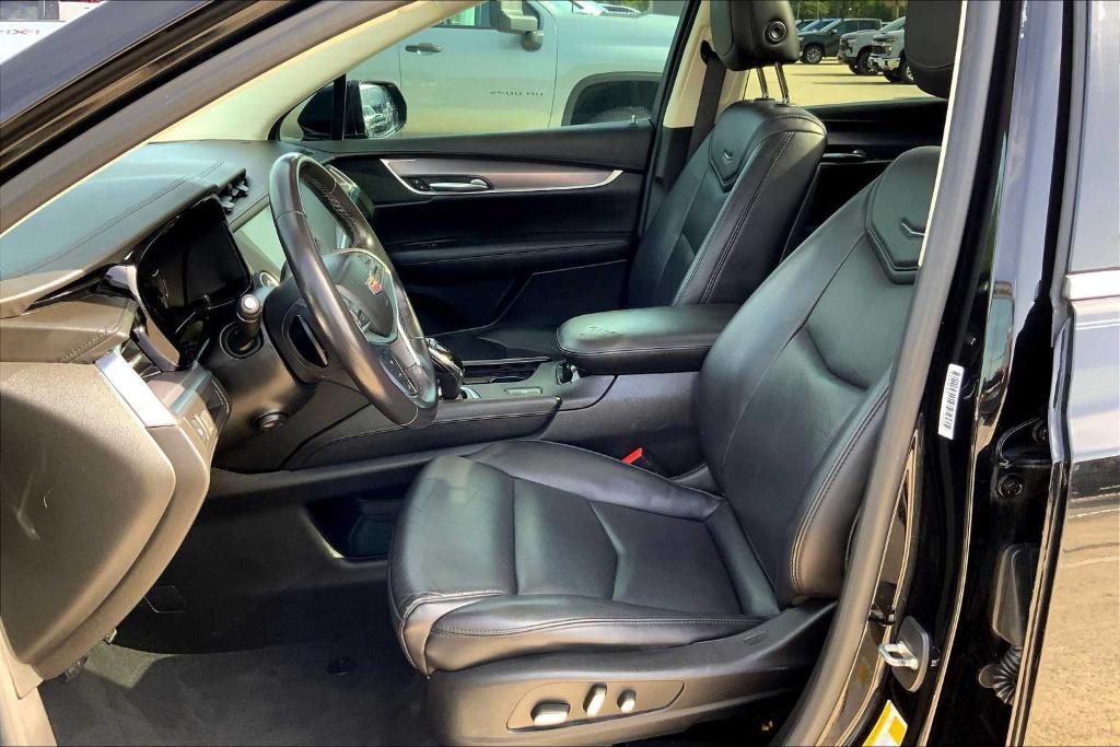 used 2018 Cadillac XT5 car, priced at $21,631