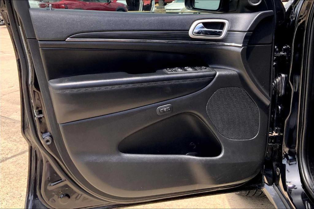 used 2022 Jeep Grand Cherokee WK car, priced at $22,333