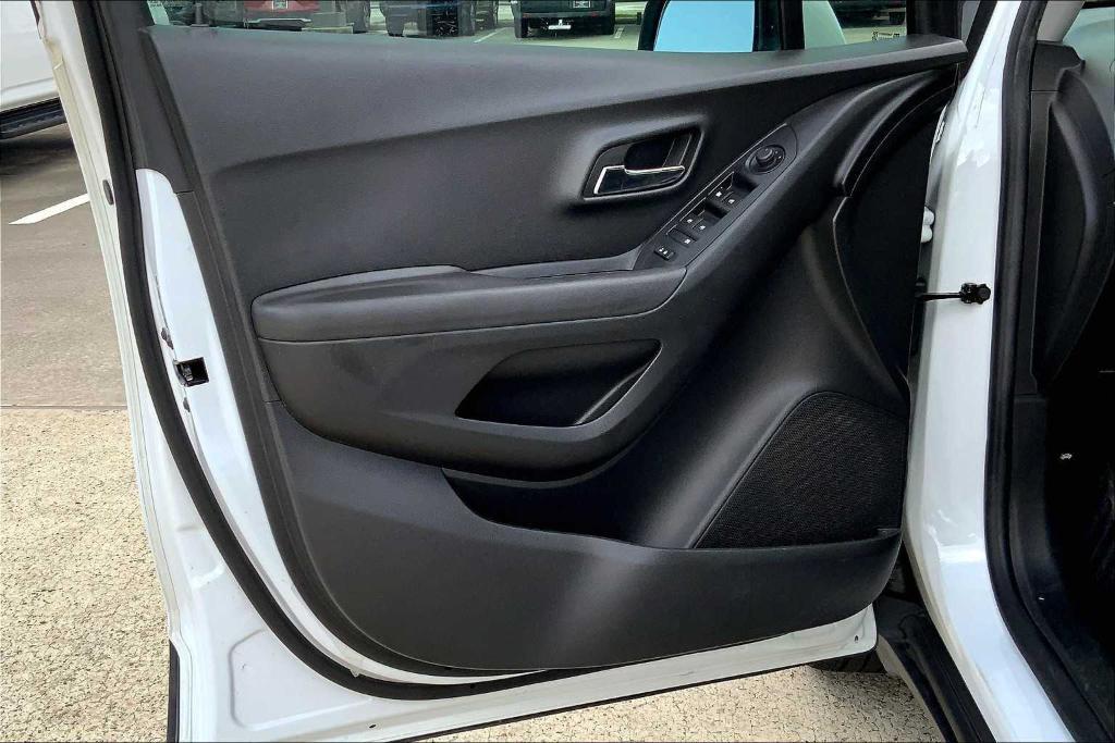 used 2020 Chevrolet Trax car, priced at $12,652