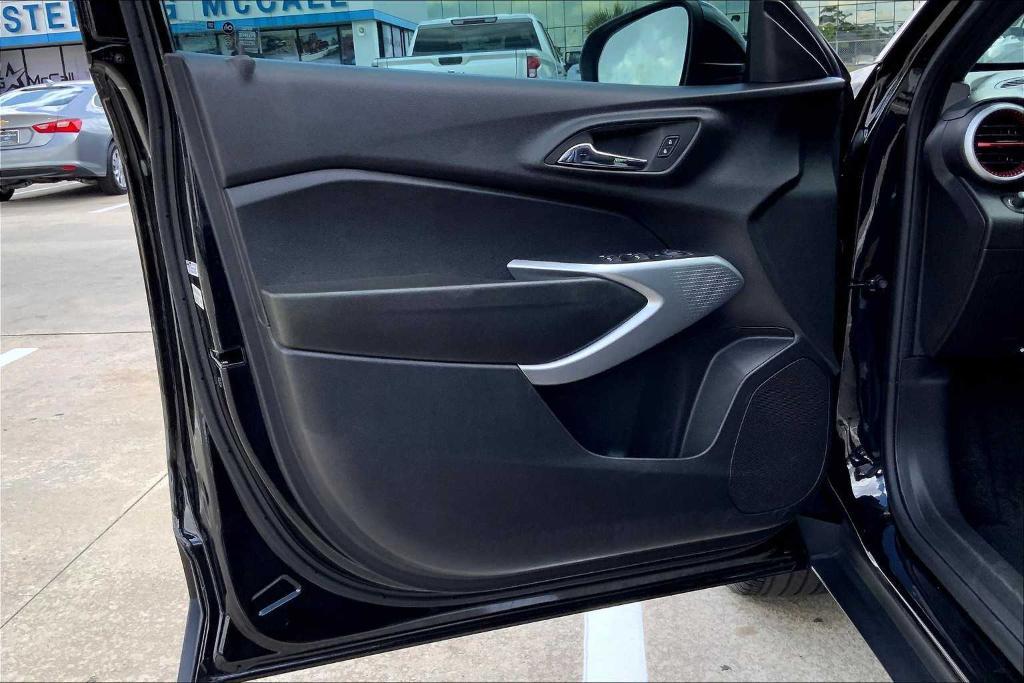 used 2024 Chevrolet Trax car, priced at $18,799