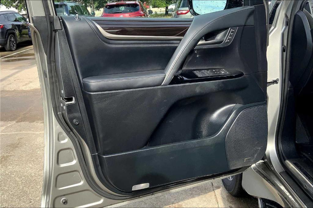 used 2021 Lexus LX 570 car, priced at $75,998