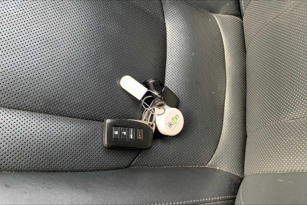 used 2021 Lexus LX 570 car, priced at $75,998