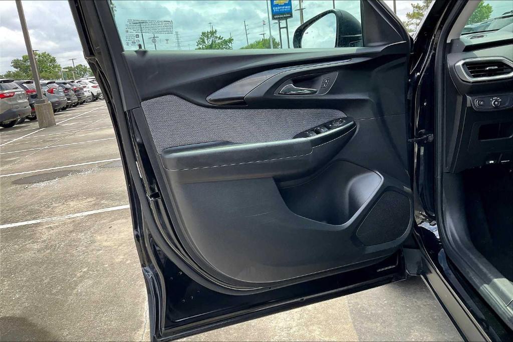 used 2022 Chevrolet TrailBlazer car, priced at $19,325