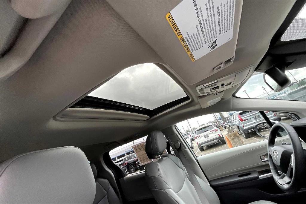 used 2023 Toyota Sienna car, priced at $40,471