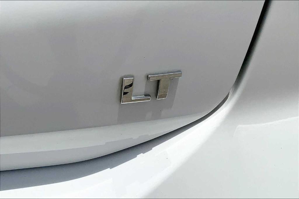 used 2020 Chevrolet Equinox car, priced at $18,422