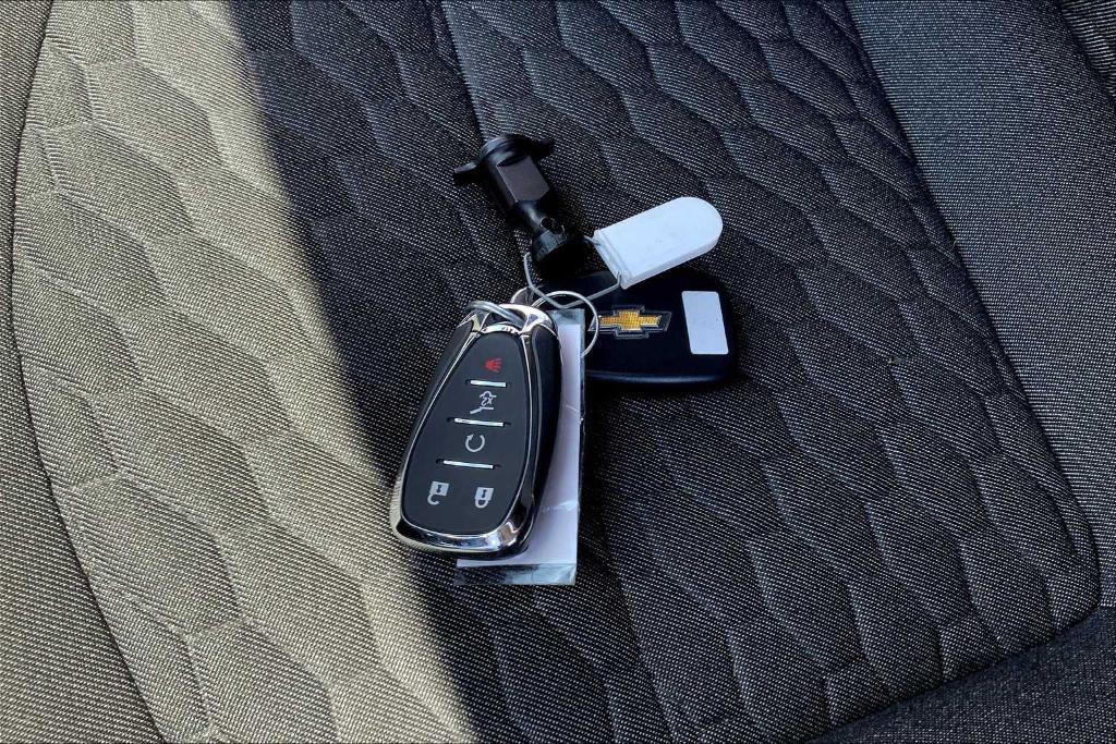 used 2020 Chevrolet Equinox car, priced at $18,422