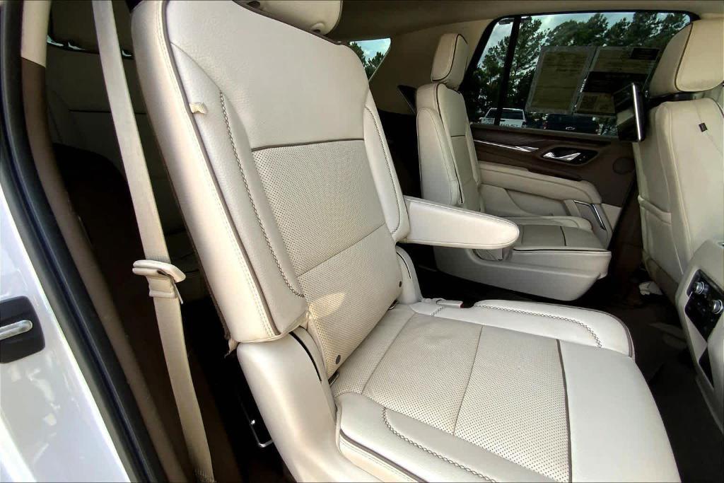 used 2021 GMC Yukon car, priced at $50,712