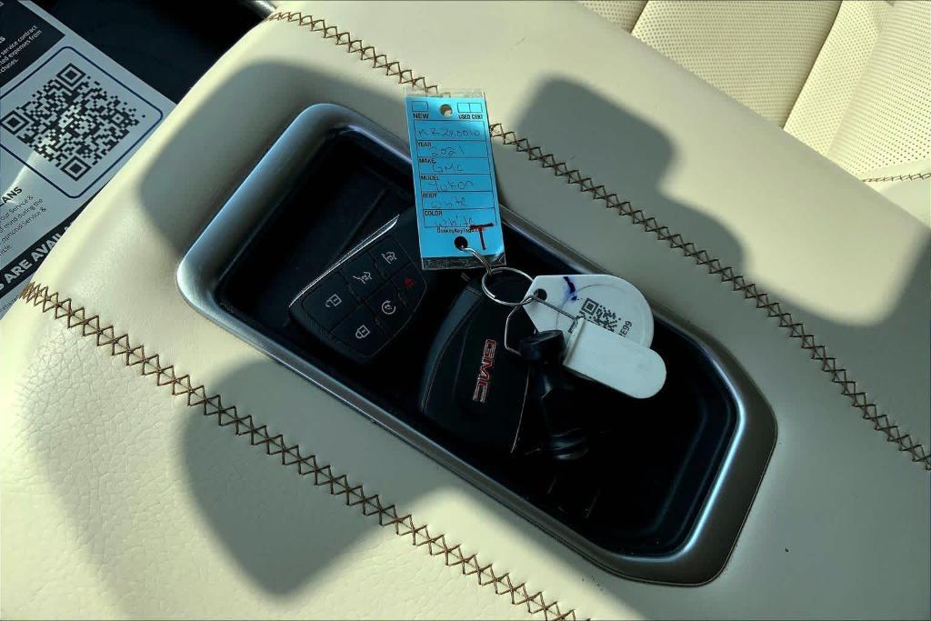 used 2021 GMC Yukon car, priced at $50,712