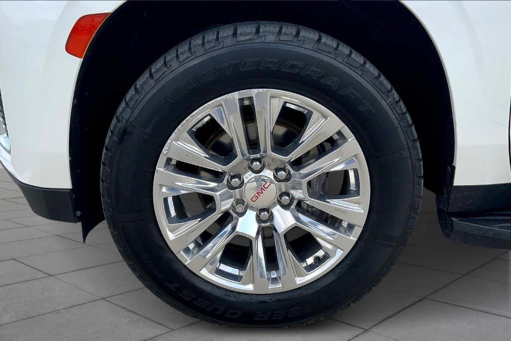 used 2021 GMC Yukon car, priced at $50,712
