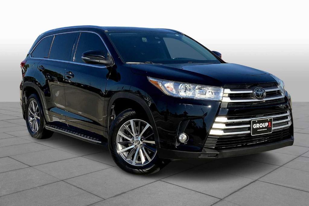used 2018 Toyota Highlander car, priced at $19,998