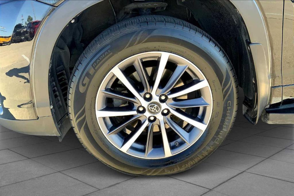 used 2018 Toyota Highlander car, priced at $19,998