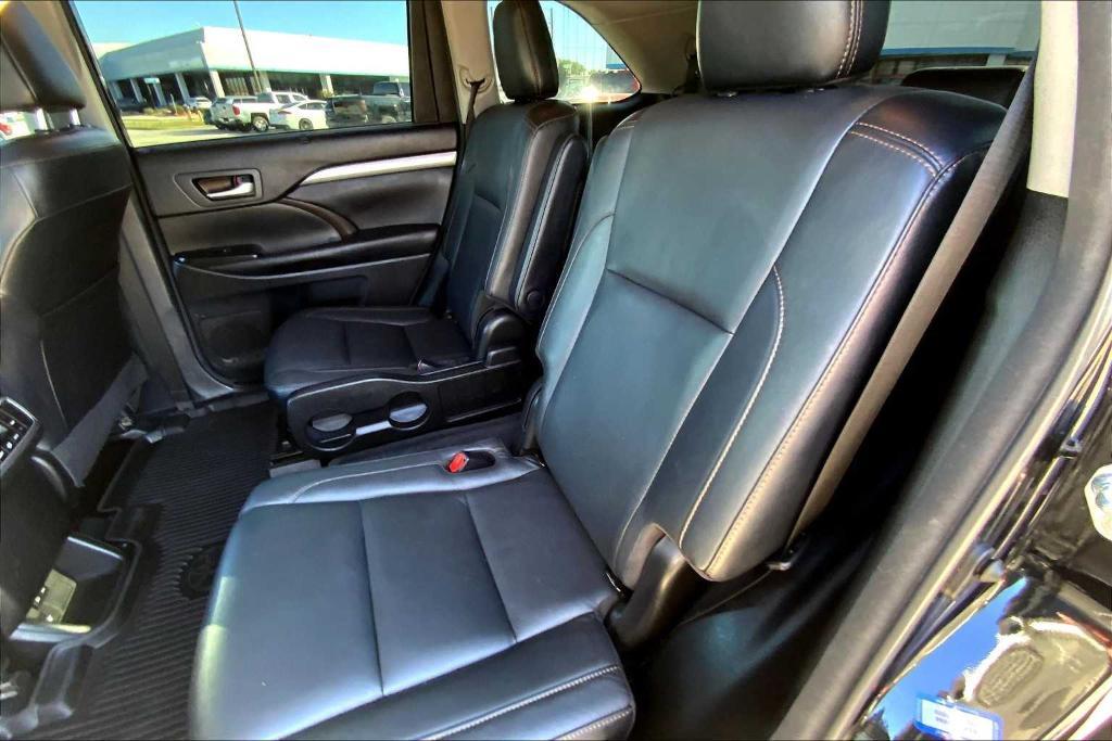 used 2018 Toyota Highlander car, priced at $19,998