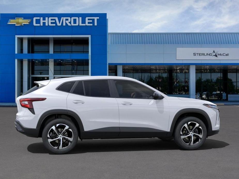 new 2025 Chevrolet Trax car, priced at $24,945