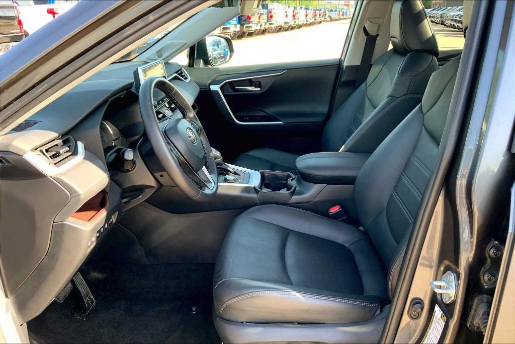 used 2021 Toyota RAV4 Hybrid car, priced at $32,571